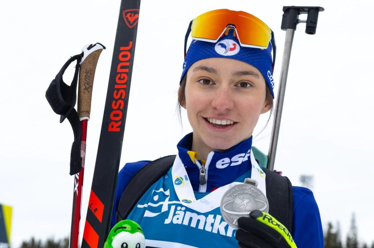Attachment for Biathlon: Louise Roguet S'éclate avec la Médaille d'Or