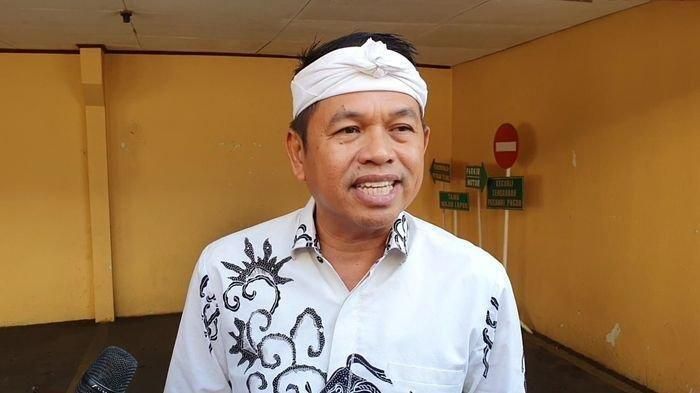 Attachment for Dedi Mulyadi Buka Suara Soal Tunjangan Rp33 Miliar, Gubernur Jabar Akui Gajinya!